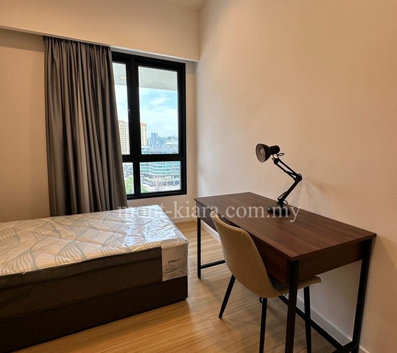 Kami Mont Kiara_1400sf (13)